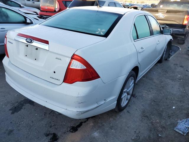 3FAHP0JG8BR202412 - 2011 FORD FUSION SEL WHITE photo 4