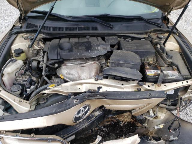 4T1BF3EK6BU717366 - 2011 TOYOTA CAMRY BASE GOLD photo 7