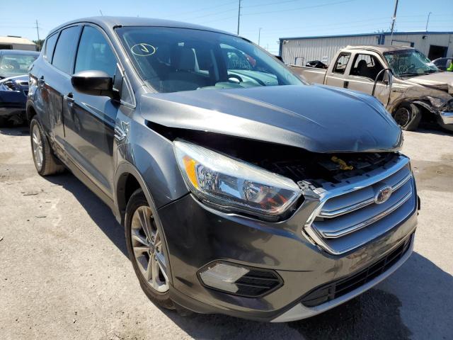 1FMCU0GD0HUD15830 - 2017 FORD ESCAPE SE GRAY photo 1