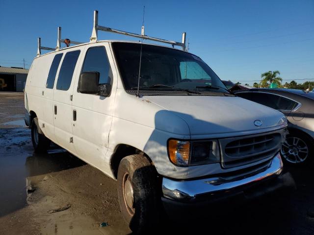 1FTRE14202HB56697 - 2002 FORD ECONLINE WHITE photo 1