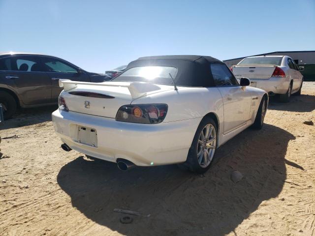 JHMAP214X4T004024 - 2004 HONDA S2000 WHITE photo 4