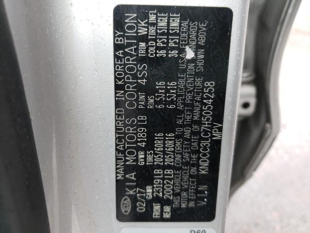 KNDCC3LC7H5054258 - 2017 KIA NIRO EX SILVER photo 10