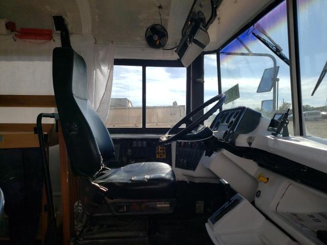 4UZ6CJAA3XCB78023 - 1999 FREIGHTLINER CHASSIS FS ოქროსფერი ფოტო 5