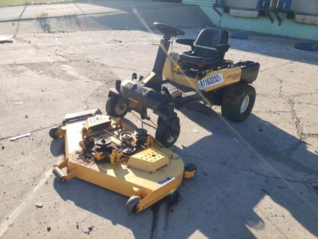 1A121Z20049 - 2011 CUB LAWN MOWER YELLOW photo 2