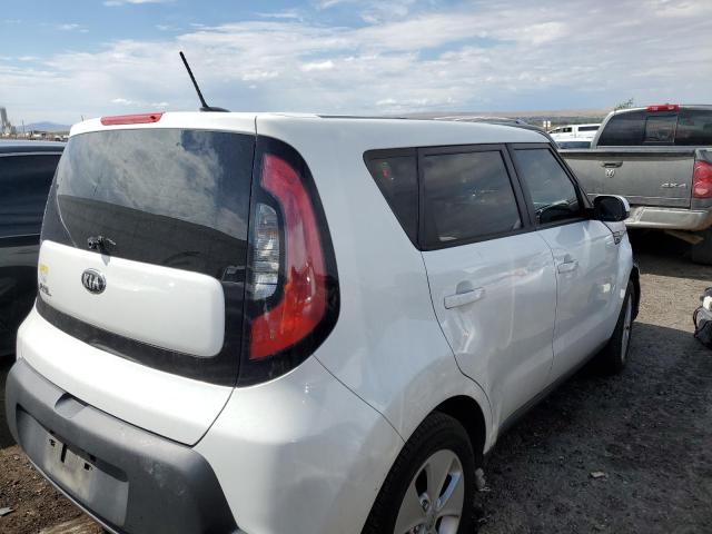 KNDJN2A26F7141186 - 2015 KIA SOUL WHITE photo 4