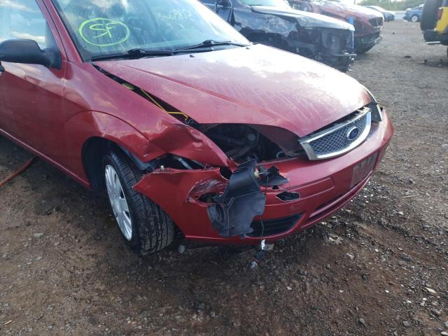 1FAFP34N15W115276 - 2005 FORD FOCUS RED photo 9
