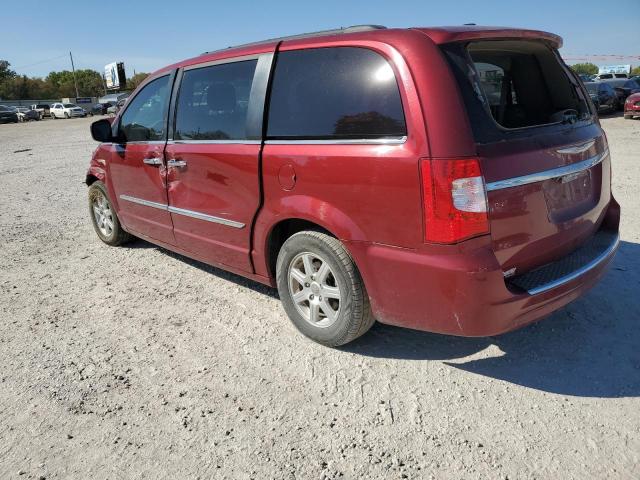 2A4RR5DG7BR688180 - 2011 CHRYSLER TOWN AND C RED photo 3