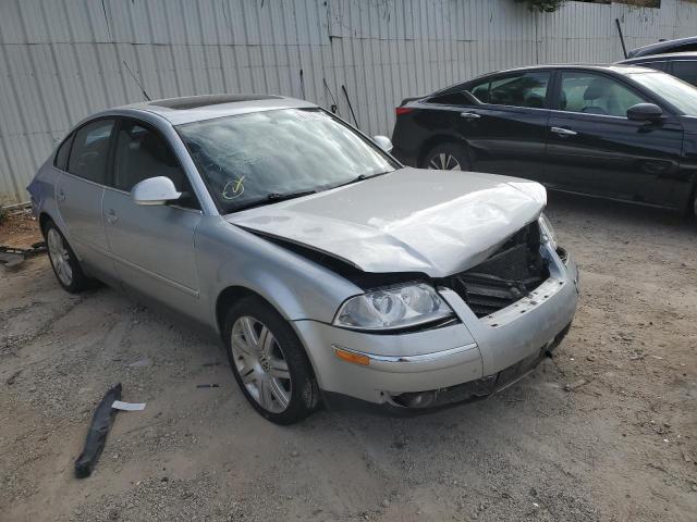 WVWRU63B45E066766 - 2005 VOLKSWAGEN PASSAT GLX Gümüş foto 1