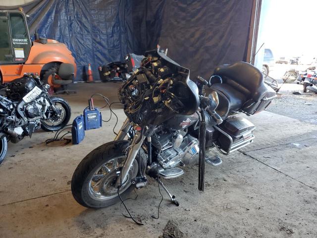 1HD1FCW105Y686293 - 2005 HARLEY-DAVIDSON FLHTCUI 双色 照片 2