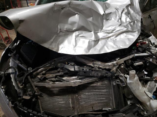 5GAERBKW5KJ188263 - 2019 BUICK ENCLAVE ES 银色 照片 7