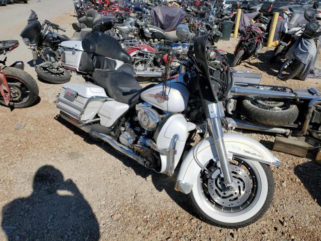 1HD1FC4147Y648569 - 2007 HARLEY-DAVIDSON FLHTCUI 白色 照片 1