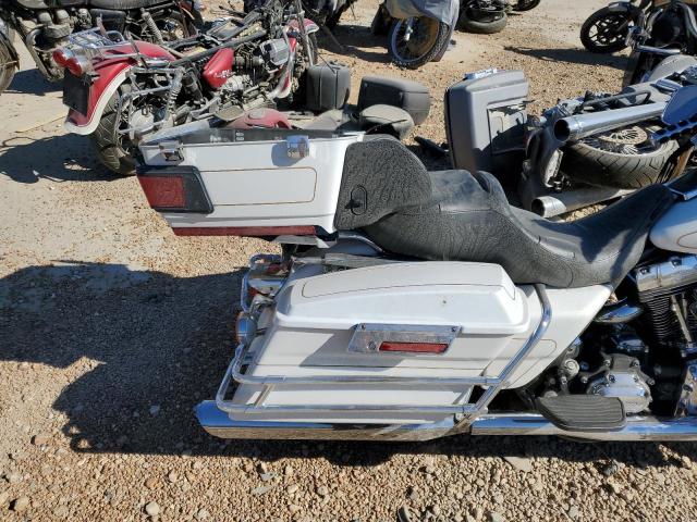 1HD1FC4147Y648569 - 2007 HARLEY-DAVIDSON FLHTCUI 白色 照片 6