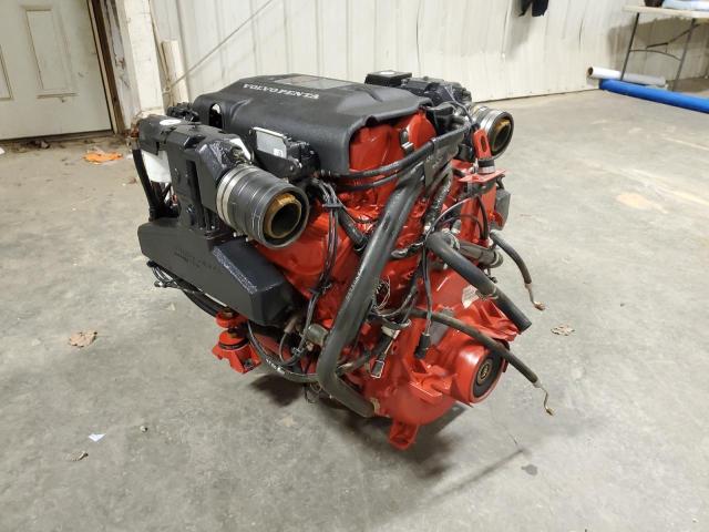 4012178929 - 2004 VOLVO ENGINE RED photo 6