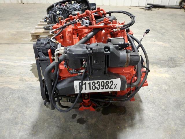 4012084056 - 2003 VOLVO ENGINE RED photo 4