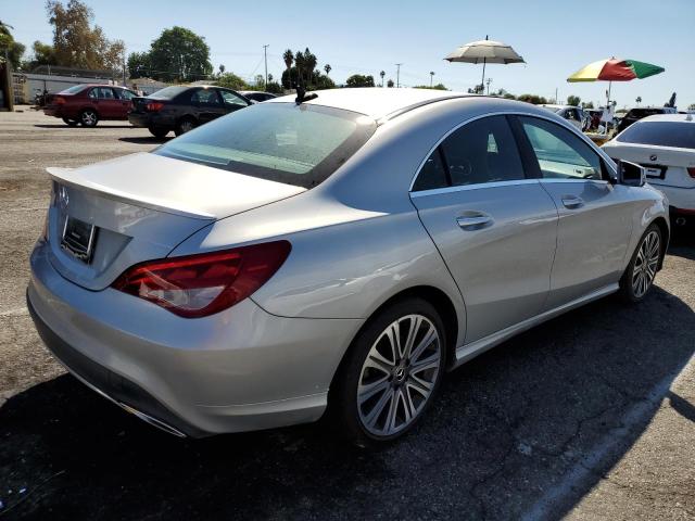 WDDSJ4EBXKN709215 - 2019 MERCEDES-BENZ CLA 250 SILVER photo 4