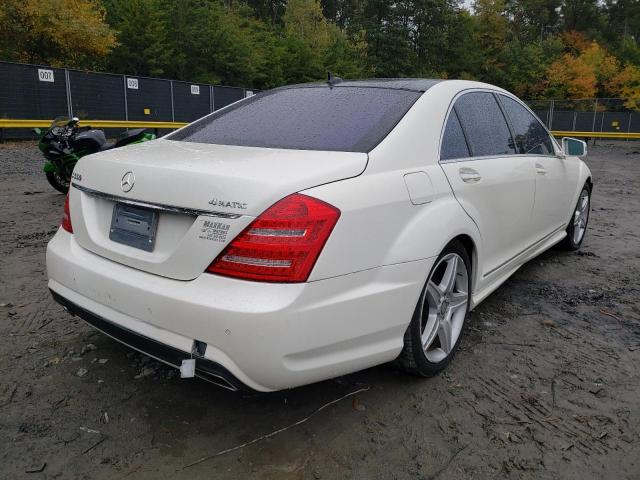 WDDNG8GB3BA373320 - 2011 MERCEDES-BENZ S 550 4MAT WHITE photo 4