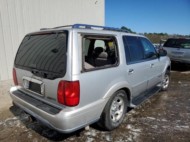 5LMFU28A4YLJ22001 - 2000 LINCOLN NAVIGATOR 银色 照片 4