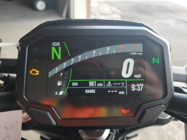 ML5EREL14NDA74533 - 2022 KAWASAKI ER650 L BLACK photo 8