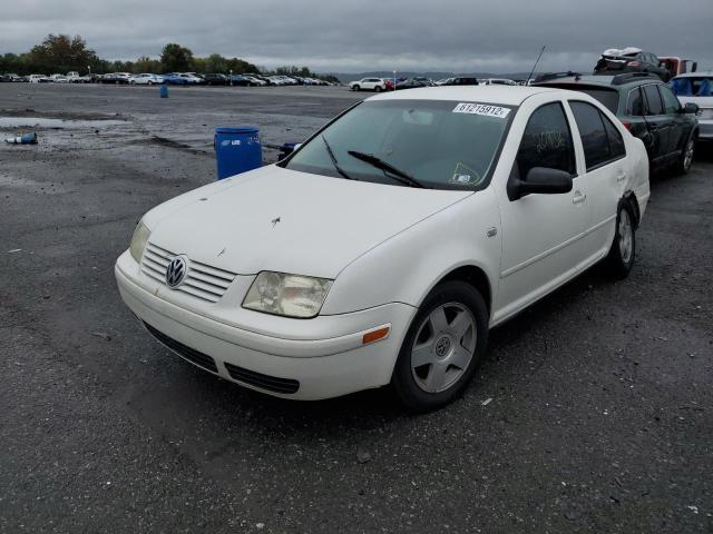 3VWSF29M1YM099006 - 2000 VOLKSWAGEN JETTA GLS WHITE photo 2