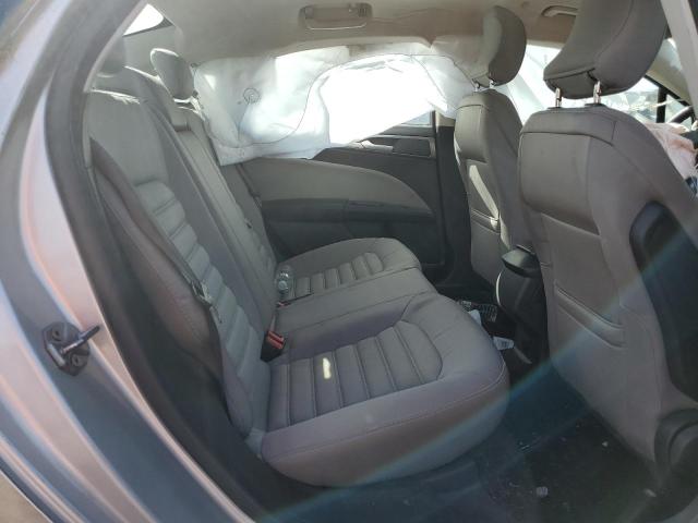 3FA6P0UU6FR178254 - 2015 FORD FUSION S H SILVER photo 6