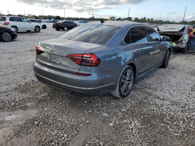 1VWDT7A33HC008613 - 2017 VOLKSWAGEN PASSAT R-L GRAY photo 4