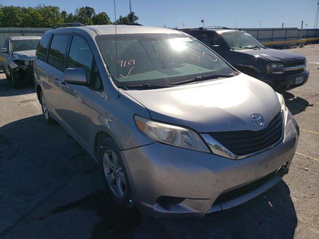 5TDKK3DC2BS035955 - 2011 TOYOTA SIENNA LE SILVER photo 1