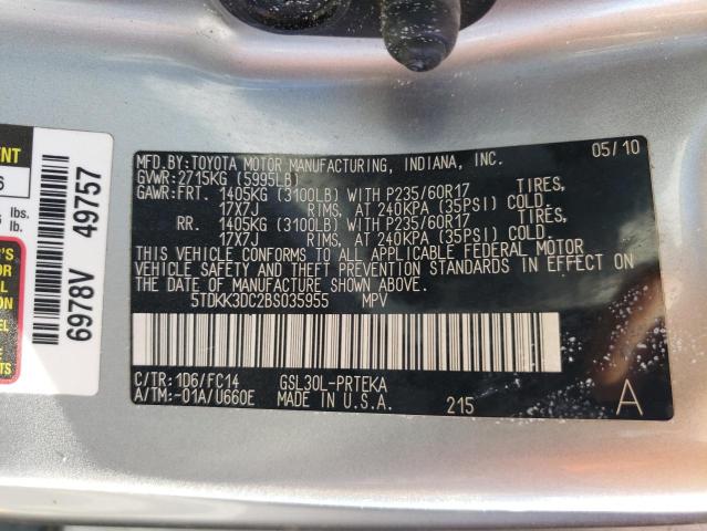 5TDKK3DC2BS035955 - 2011 TOYOTA SIENNA LE SILVER photo 10