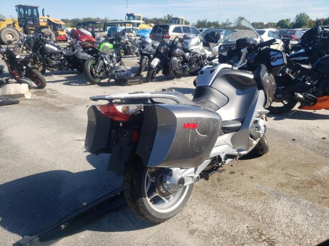 WB1044009DZW22347 - 2013 BMW R1200 RT SILVER photo 4