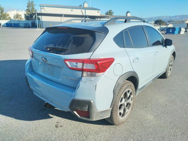 JF2GTAAC7JH318741 - 2018 SUBARU CROSSTREK GRAY photo 4