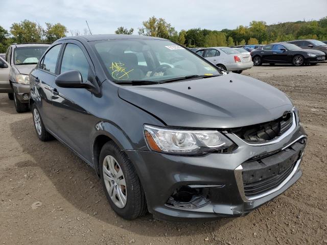 1G1JB5SG6J4135900 - 2018 CHEVROLET SONIC LS GRAY photo 1
