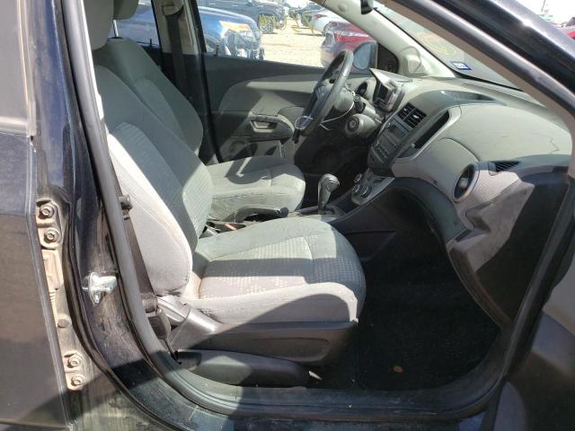 1G1JA5SH0F4176915 - 2015 CHEVROLET SONIC LS BLACK photo 5