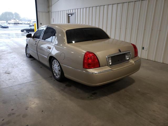 1LNHM83V26Y647664 - 2006 LINCOLN TOWN CAR D BEIGE photo 3