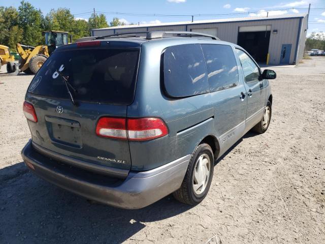 4T3ZF13C42U453540 - 2002 TOYOTA SIENNA LE GRAY photo 4