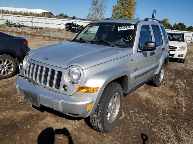 1J4GL48K06W246159 - 2006 JEEP LIBERTY SP SILVER photo 2