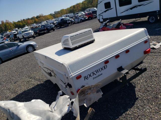 4X4CFM41XFD293309 - 2015 ROCK POPUP CMPR WHITE photo 3