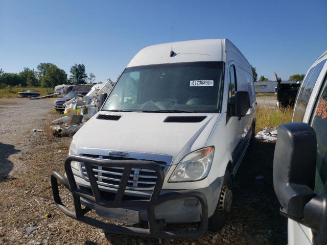 WDYPF1CC7B5520750 - 2011 FREIGHTLINER SPRINTER 3 WHITE photo 2