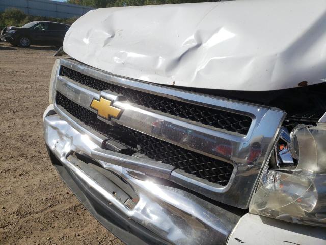 1GCRCREA5BZ366376 - 2011 CHEVROLET 1500 SILVE WHITE photo 10