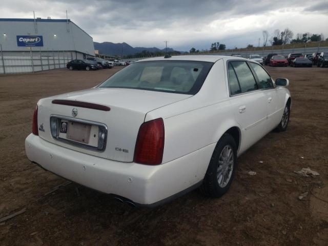 1G6KE57Y84U235735 - 2004 CADILLAC DEVILLE DH WHITE photo 4