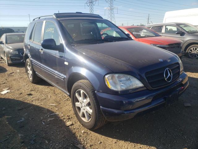 4JGAB72E31A230316 - 2001 MERCEDES-BENZ ML 430 BLUE photo 1