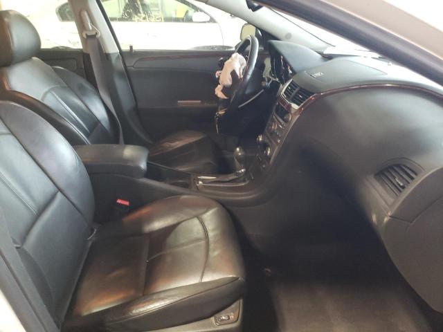 1G1ZE5E7XAF158574 - 2010 CHEVROLET MALIBU LTZ თეთრი ფოტო 5