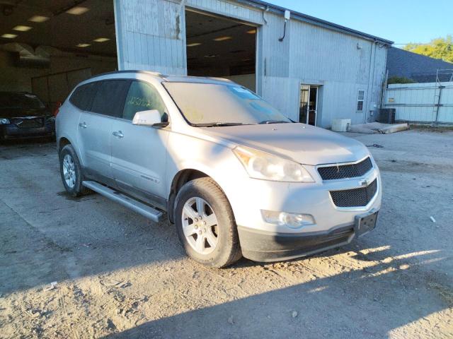 1GNER23D39S127162 - 2009 CHEVROLET TRAVERSE L SILVER photo 1