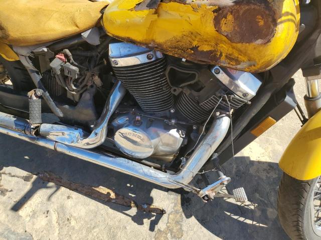 JH2RC44022K620878 - 2002 HONDA VT750 DC YELLOW photo 7