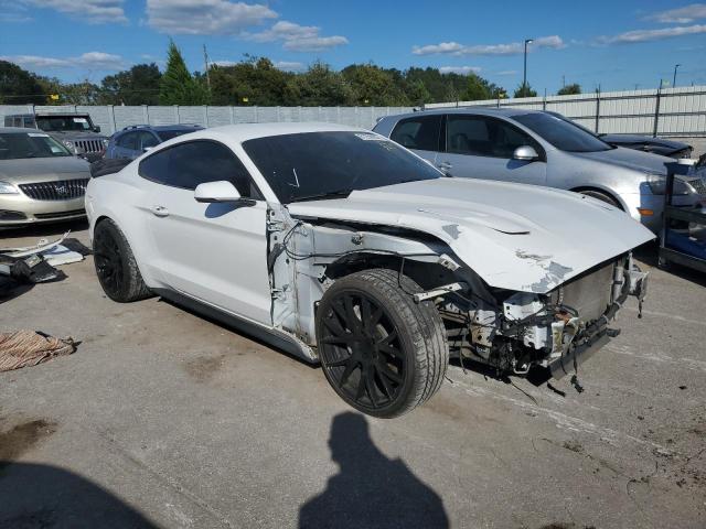 1FA6P8CF0F5301034 - 2015 FORD MUSTANG GT WHITE photo 1