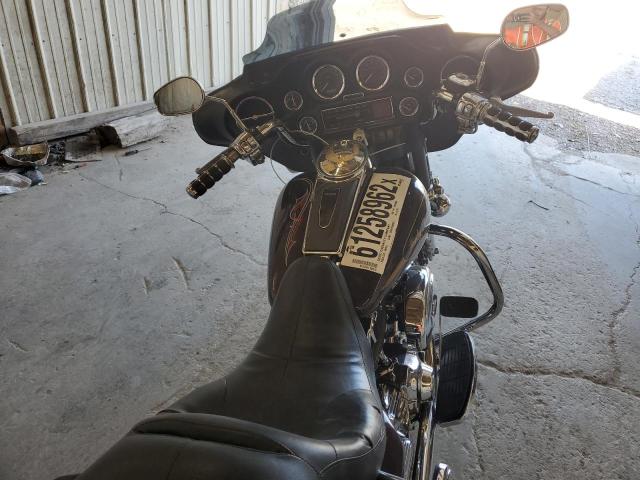 1HD1FCW115Y627835 - 2005 HARLEY-DAVIDSON FLHTCUI 紫色 照片 5