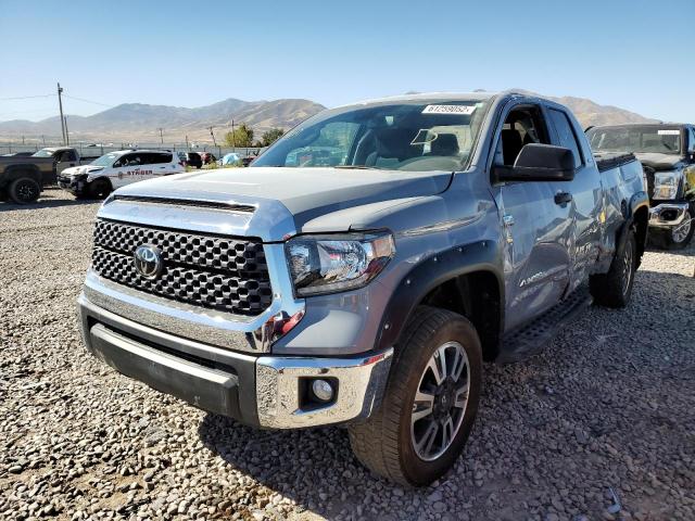 5TFUY5F11LX939161 - 2020 TOYOTA TUNDRA DOU SILVER photo 2