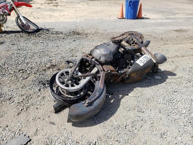 1HD1JRV13FB035683 - 2015 HARLEY-DAVIDSON FLS SOFTAI 黑色 照片 4