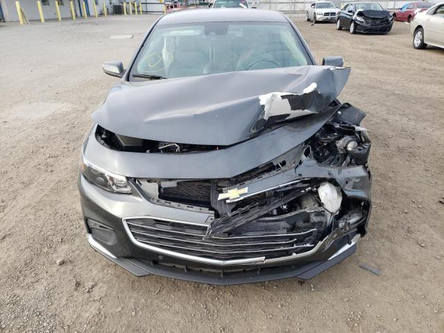 1G1ZJ5SU3HF139512 - 2017 CHEVROLET MALIBU HYB GRAY photo 9