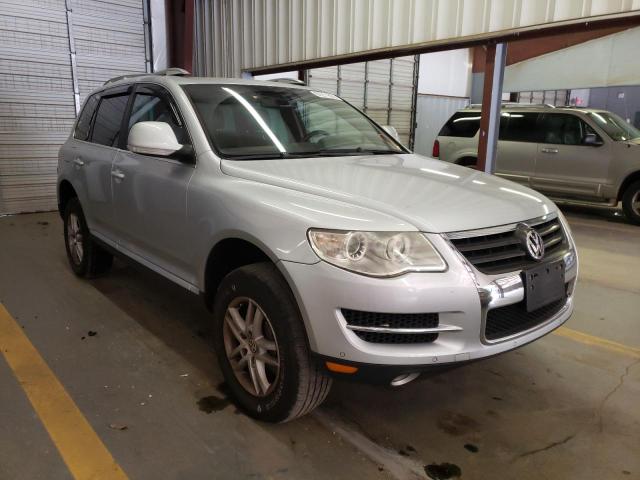 WVGBE77L88D026722 - 2008 VOLKSWAGEN TOUAREG 2 SILVER photo 1