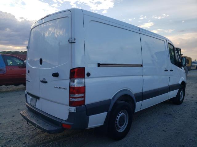 WD3PE7DC8FP149294 - 2015 MERCEDES-BENZ SPRINTER 2 WHITE photo 4