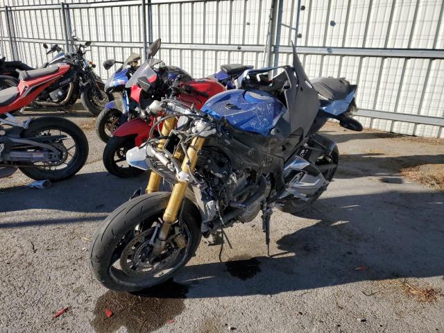 WB10D600XHZ709790 - 2017 BMW S 1000 RR BLUE photo 2